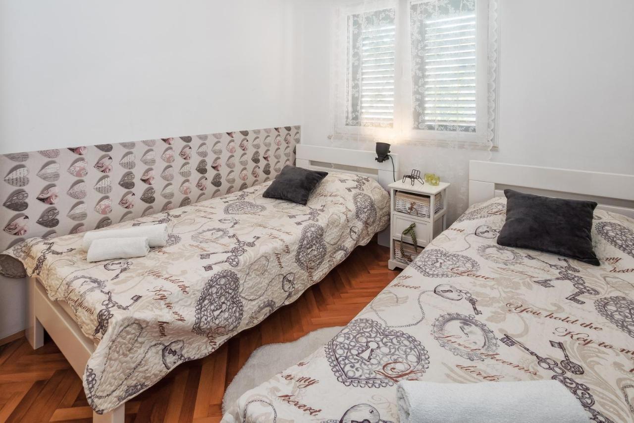 Sunny Apartments Stobreč Dış mekan fotoğraf